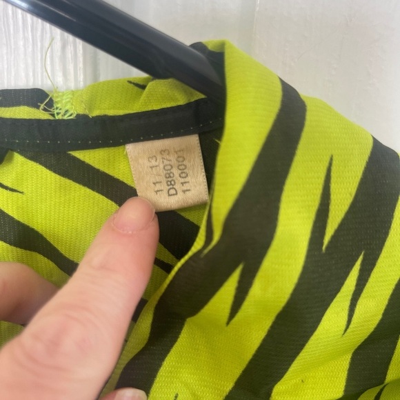 Adidas Lightweight Neon Printed Windbreaker Bright Streetwear Size Large Hooded - Picture 4 of 10